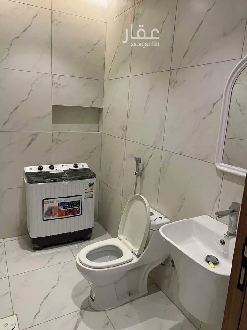 1 bedroom apartment in Al Sharafiyah, Jeddah 12