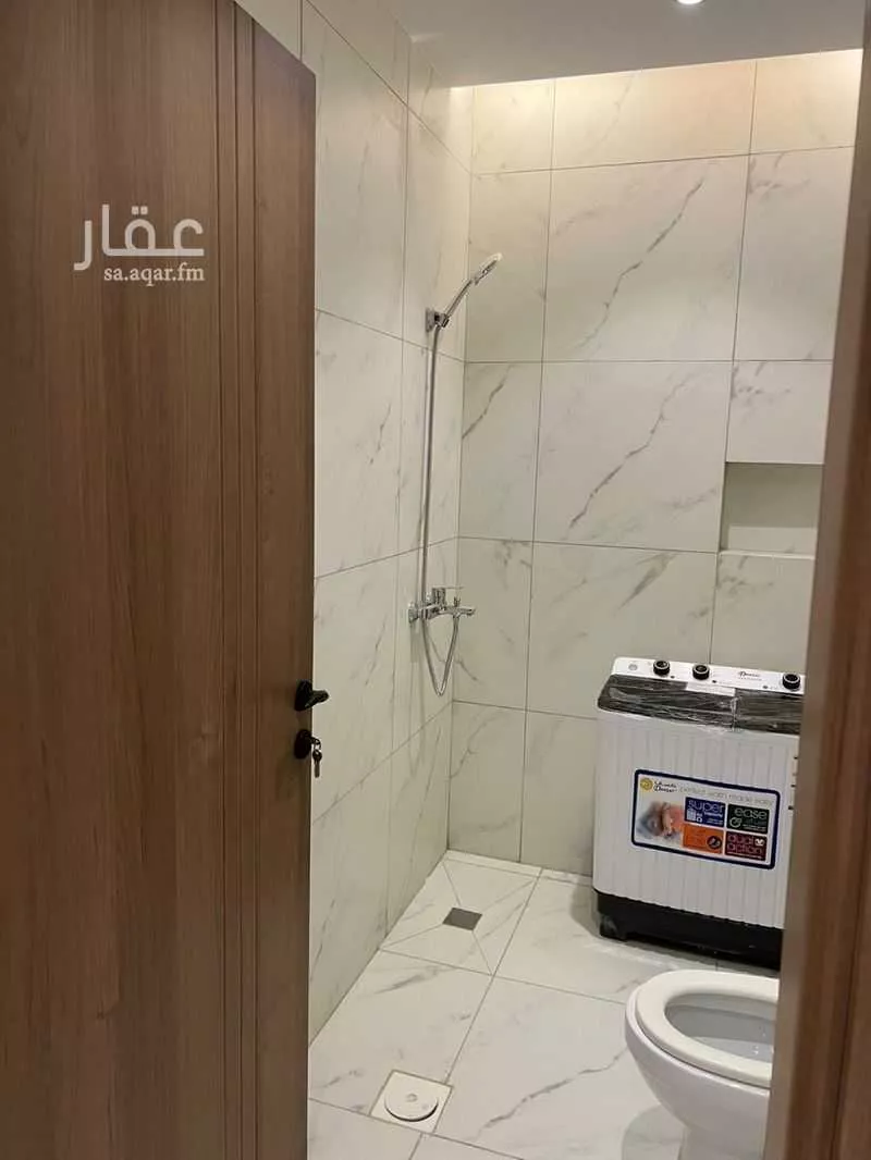 1 bedroom apartment in Al Sharafiyah, Jeddah 4