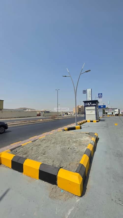 shop in Umm Al Silm, Jeddah 6