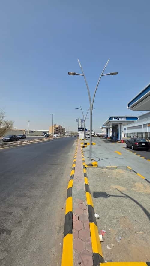 shop in Umm Al Silm, Jeddah 2
