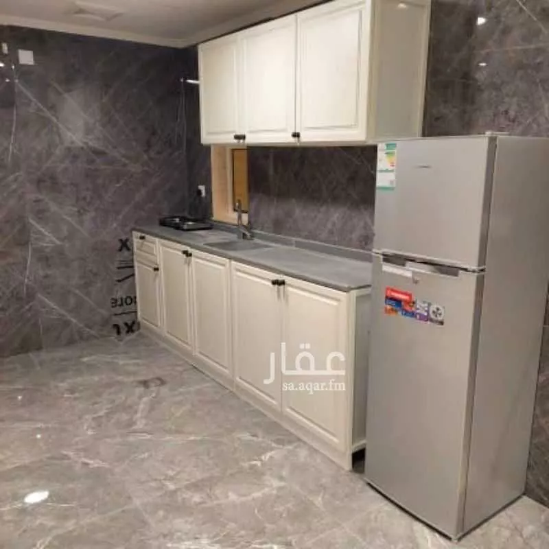 2 bedroom apartment in Al Sharafiyah, Jeddah 4