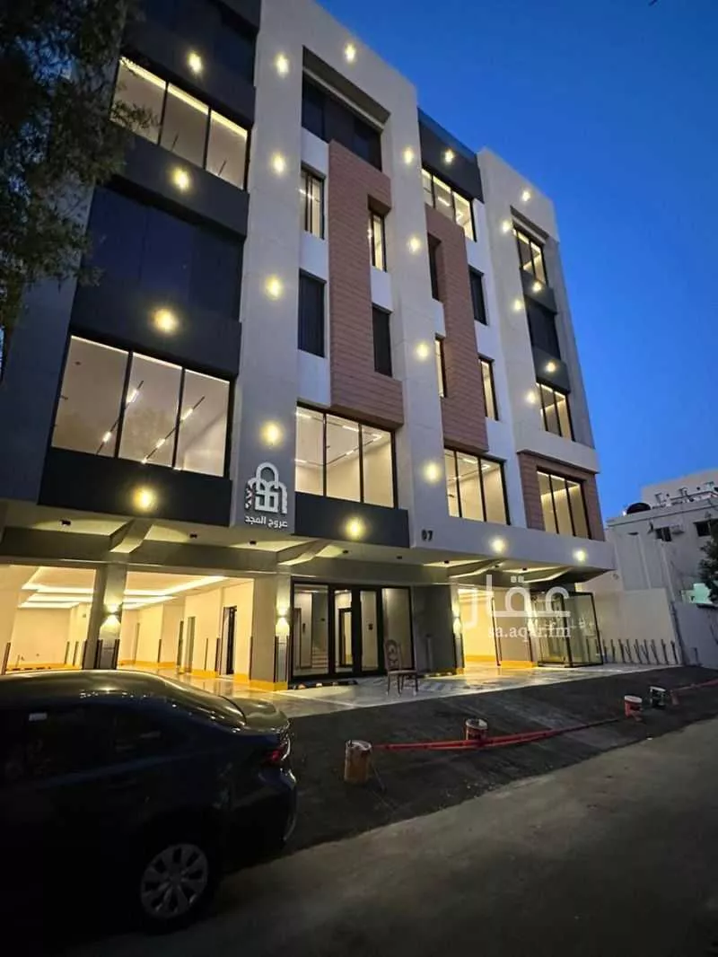 6 bedroom apartment in Al Salamah 16
