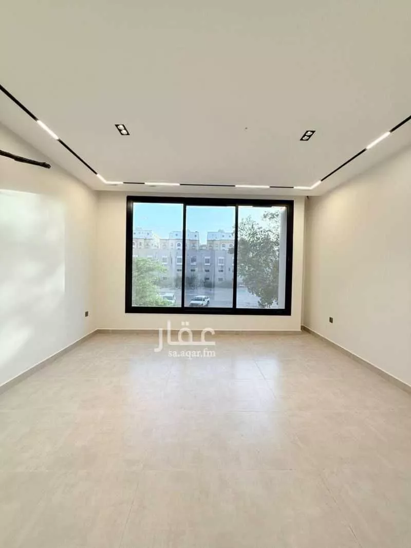 6 bedroom apartment in Al Salamah 8