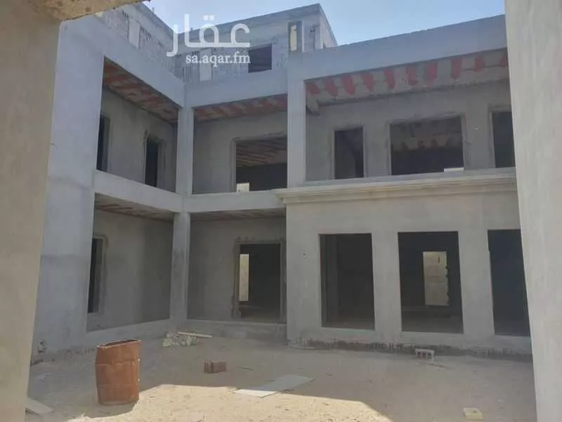 5 bedroom villa in Ash Sharq 12