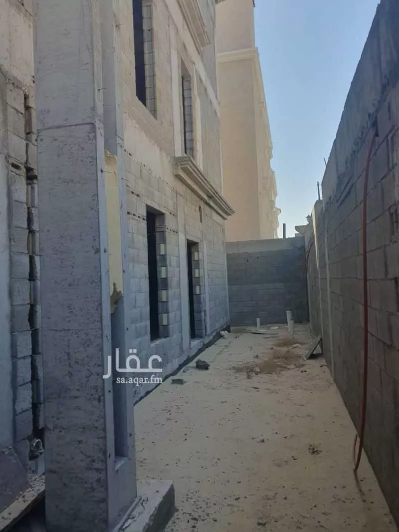 5 bedroom villa in Ash Sharq 15