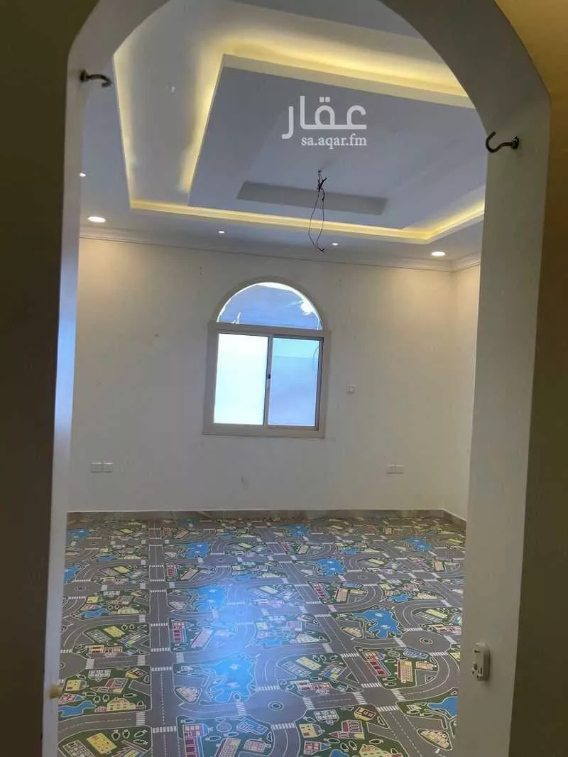 شقة 4 غرف في الأمواج 14