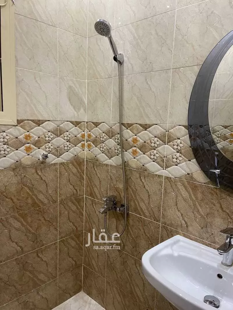 شقة 4 غرف في الأمواج 15