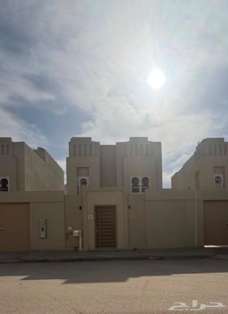فيلا في الجنادرية
