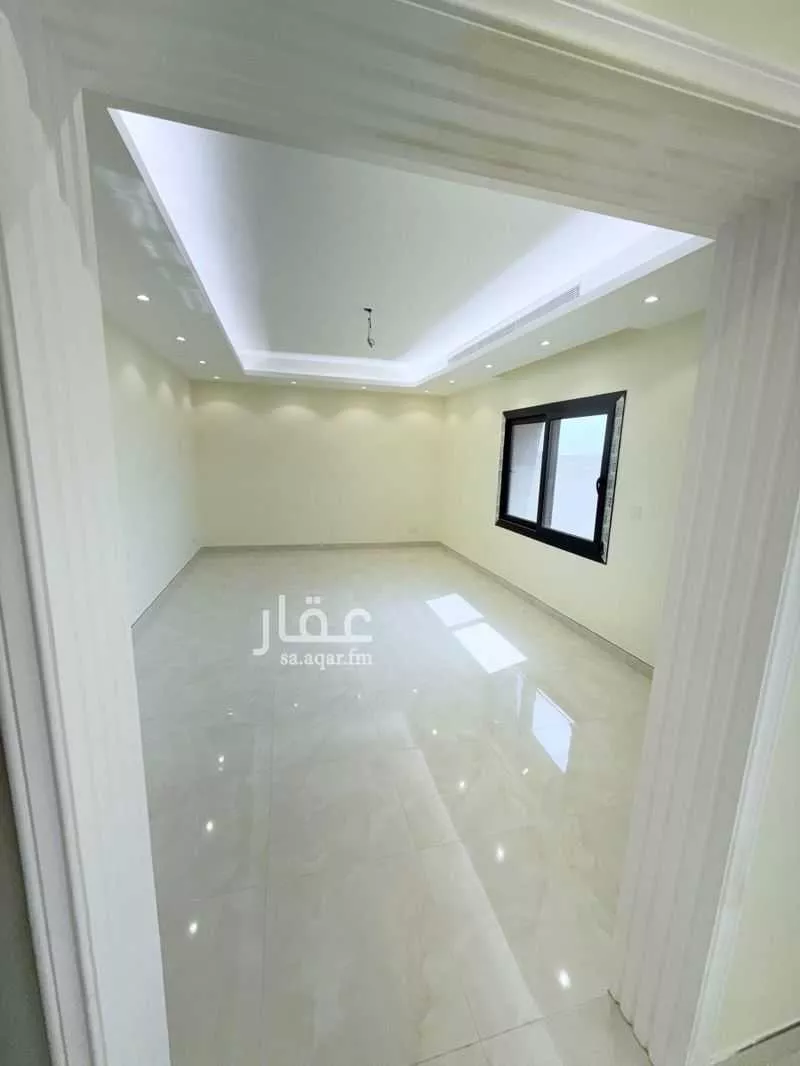 5 bedroom apartment in Al Rabwa 7