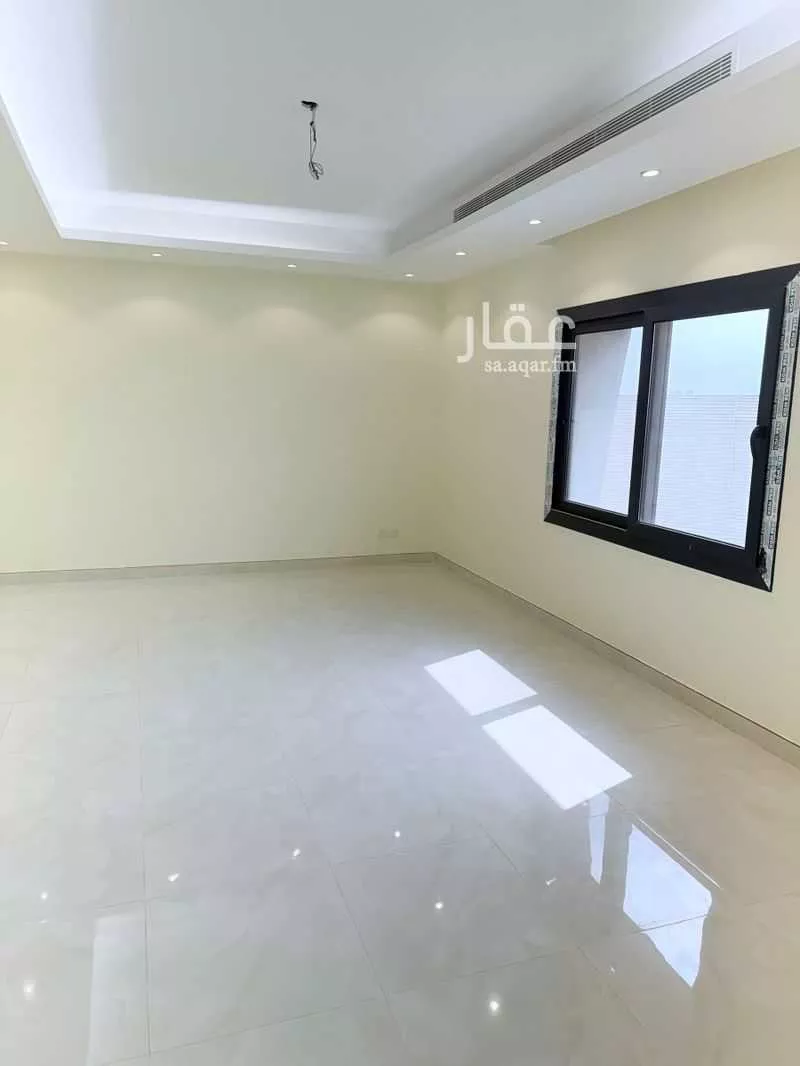 5 bedroom apartment in Al Rabwa 9