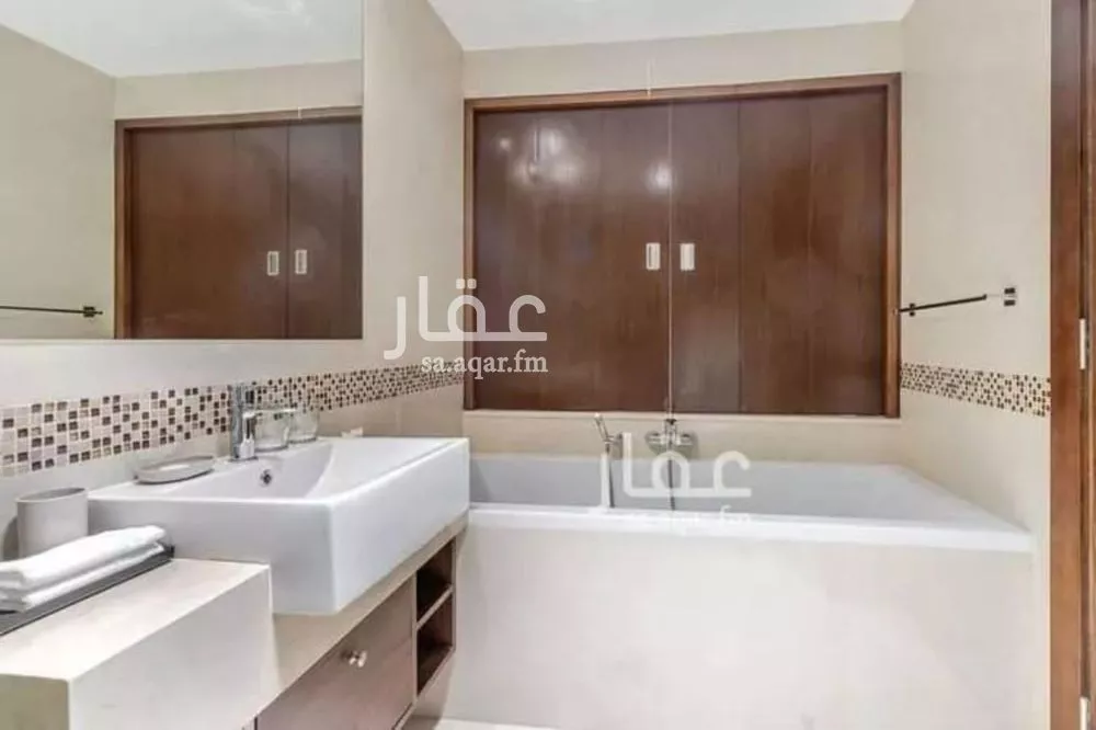 4 bedroom apartment in Al Sahafah 10