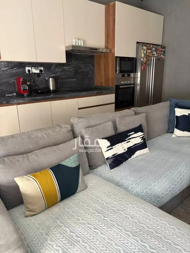 3 bedroom apartment in Al Salamah 10