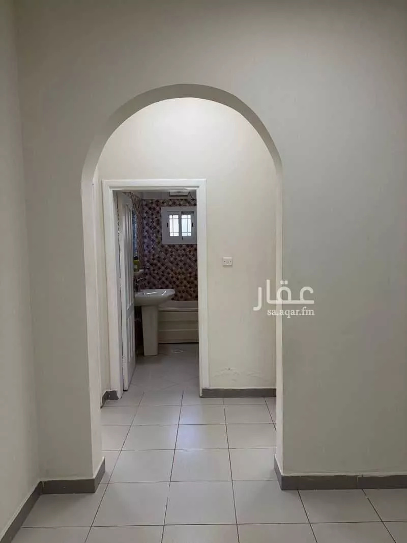 شقة 3 غرف في النزهة 2