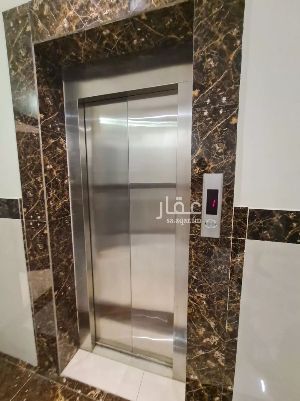 شقة 3 غرف في الملقا 10
