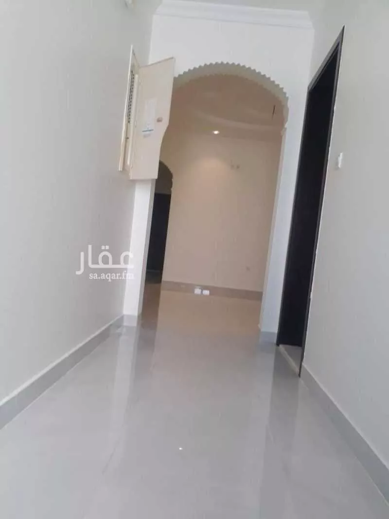 شقة 4 غرف في الأمواج 2