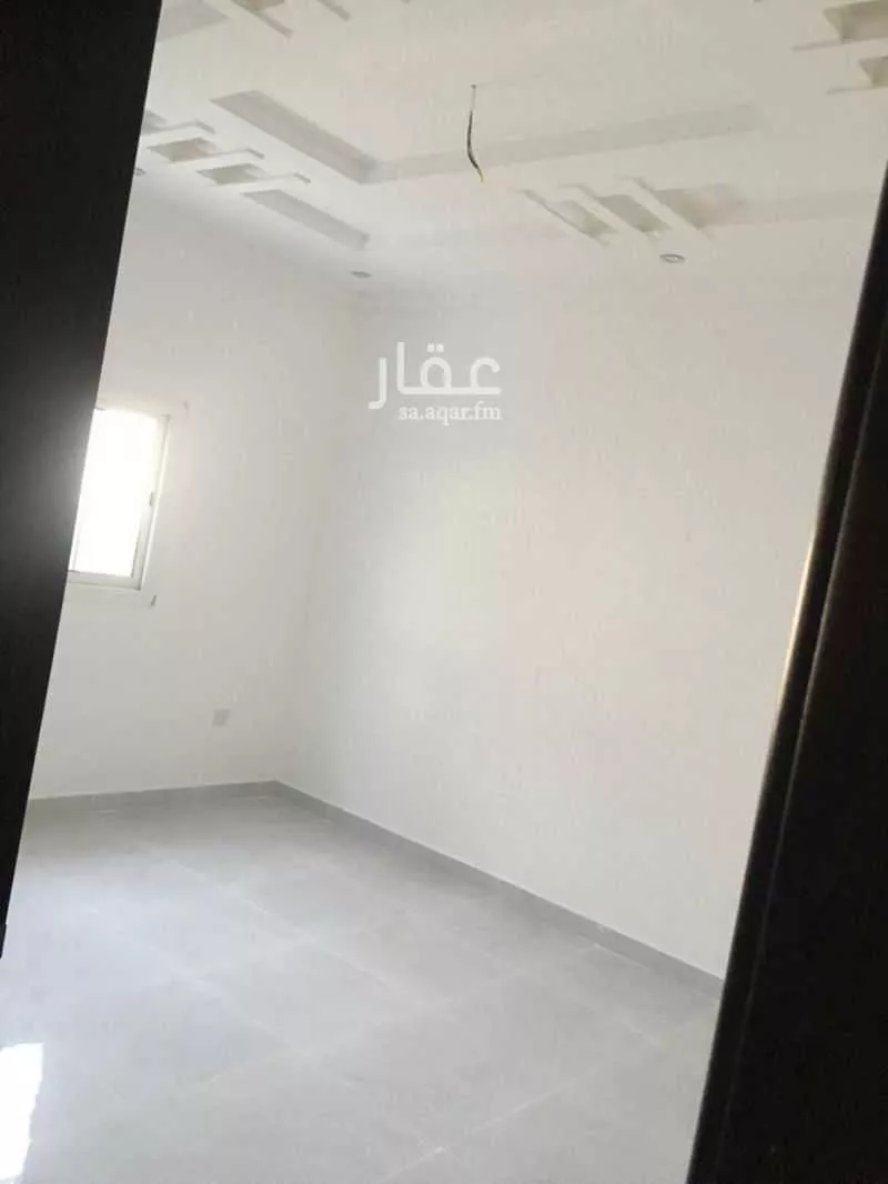 شقة 4 غرف في الأمواج 3