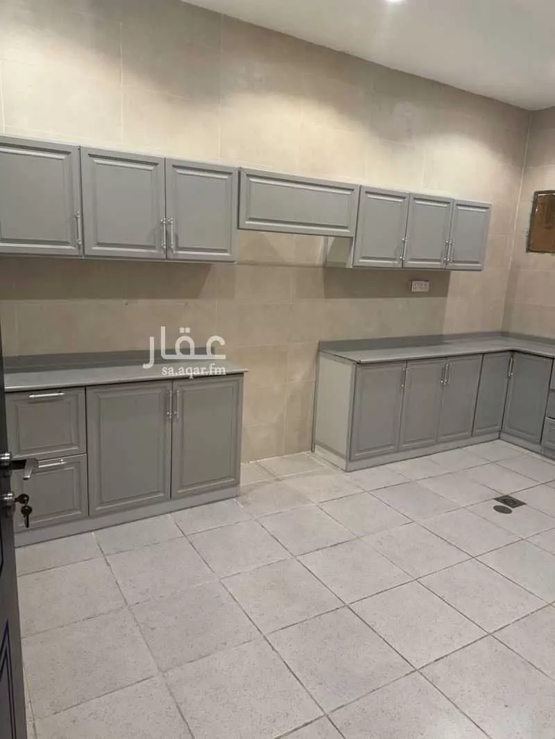 4 bedroom apartment in Al Marwa 5