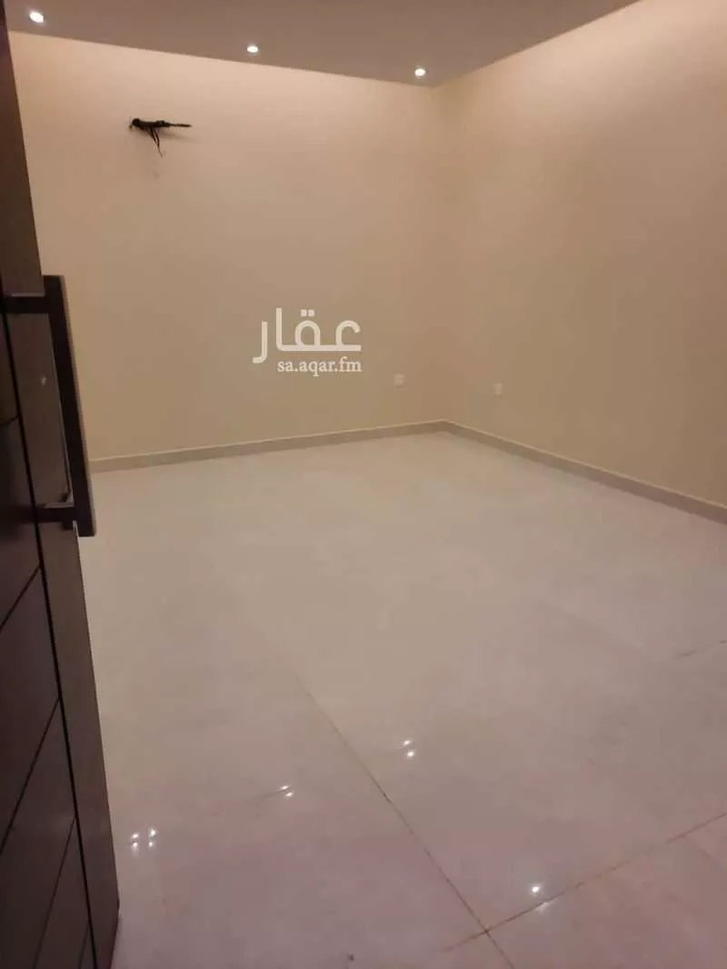 دور 4 غرف في الأمواج 10