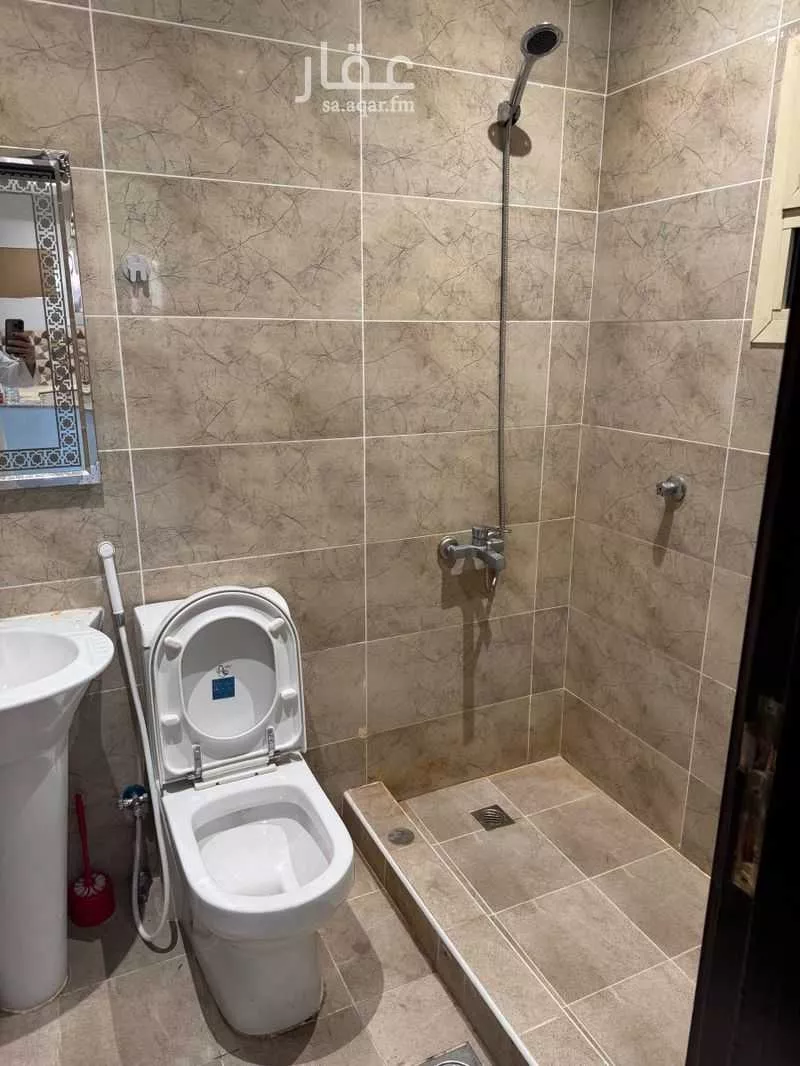 3 bedroom apartment in Al Shiraa 6