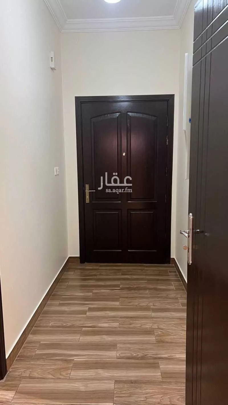 شقة 5 غرف في الريان 9