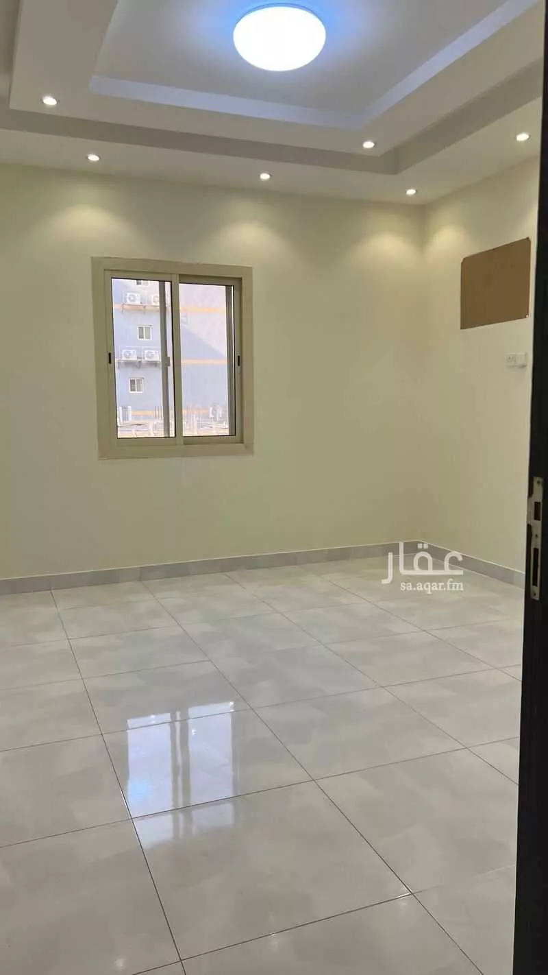 شقة 5 غرف في الريان 10