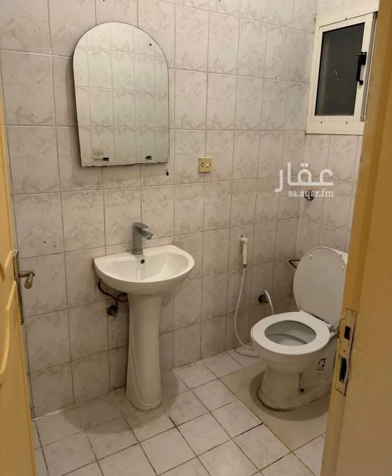 3 bedroom apartment in Al Salamah 4