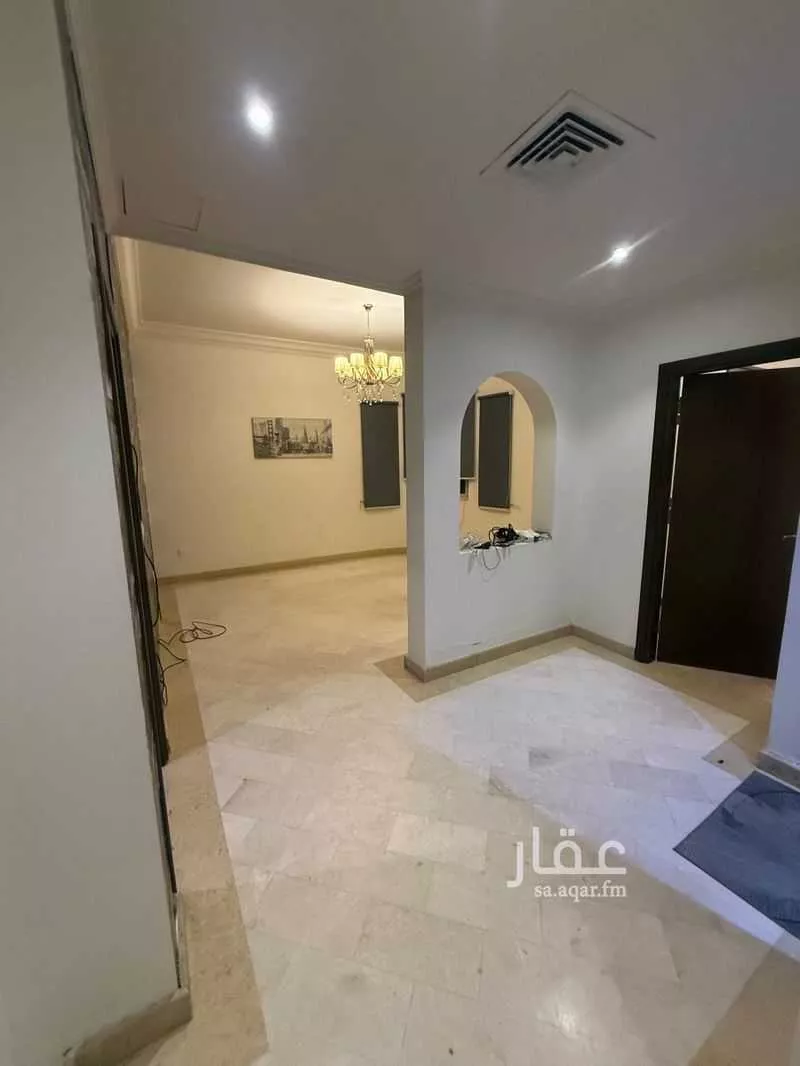 2 bedroom apartment in Al Ruwais, Jeddah 4