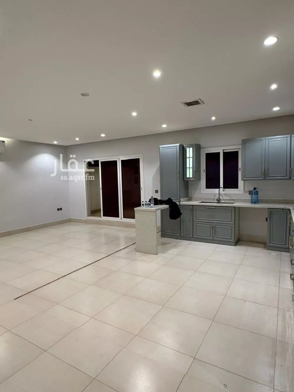 4 bedroom apartment in Al Qairawan 12