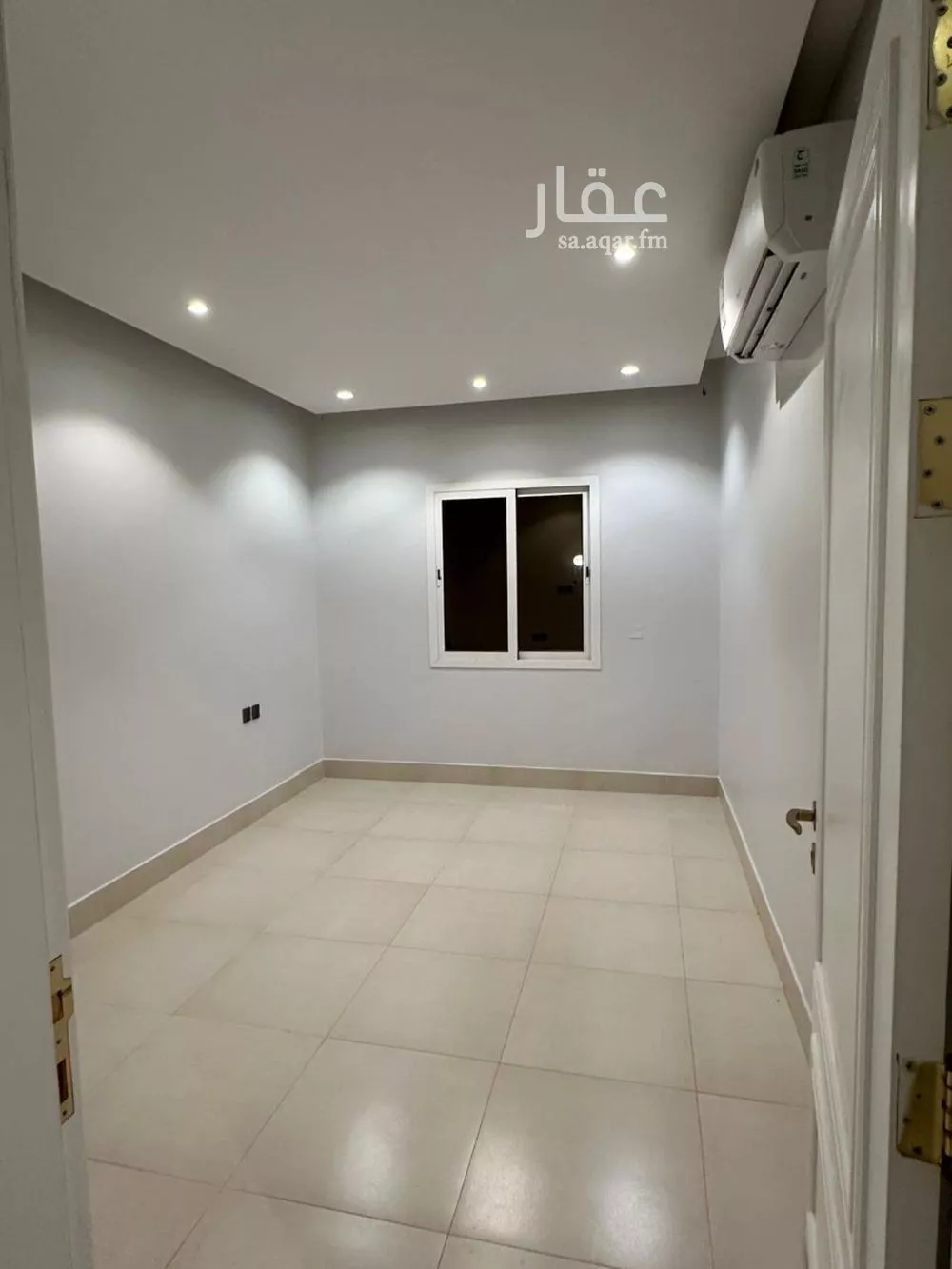 4 bedroom apartment in Al Qairawan 13