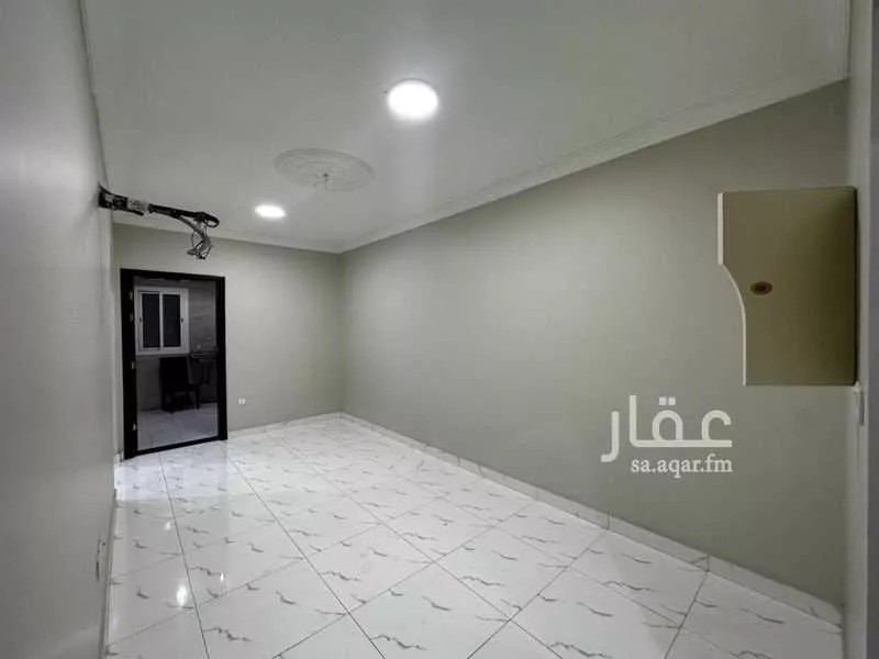 3 bedroom apartment in Al Rabwa 6