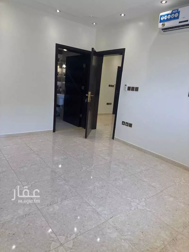 2 bedroom apartment in Al Rawdah 3
