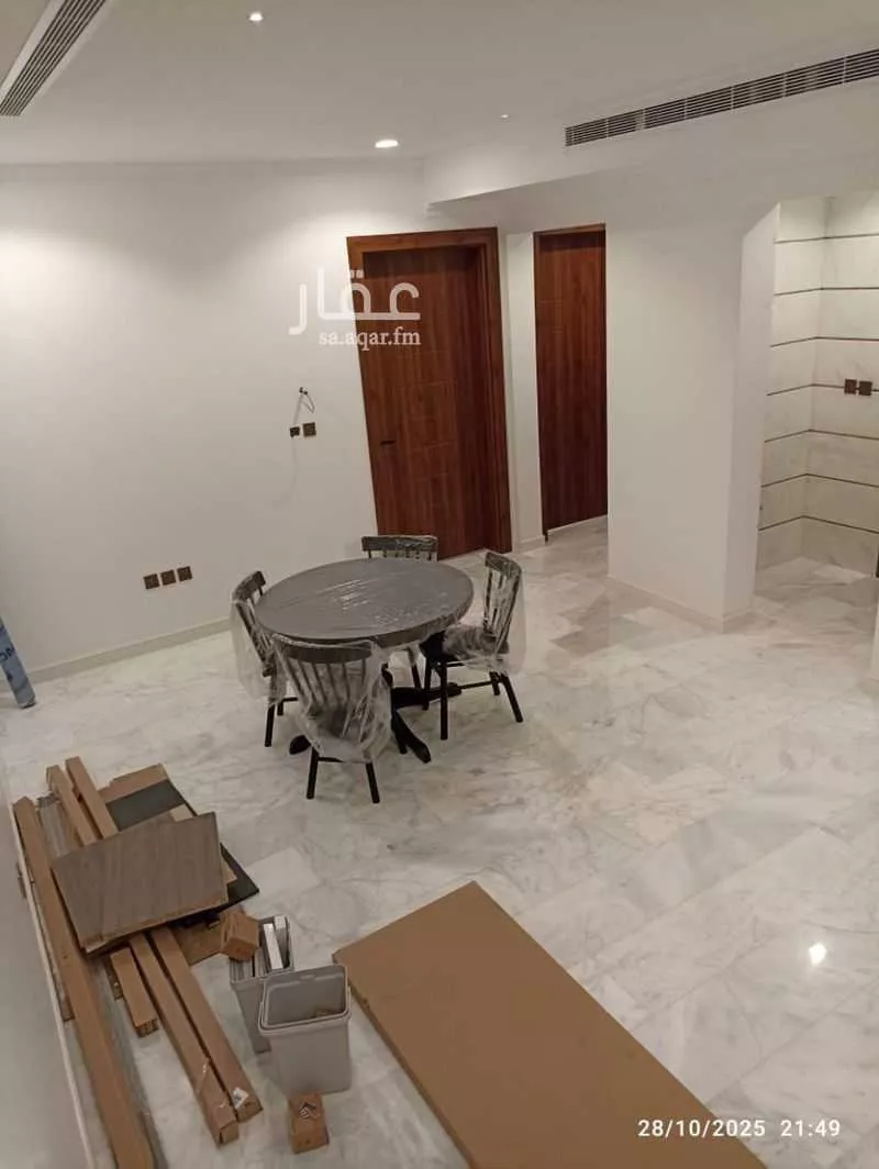 2 bedroom apartment in Al Shiraa 6