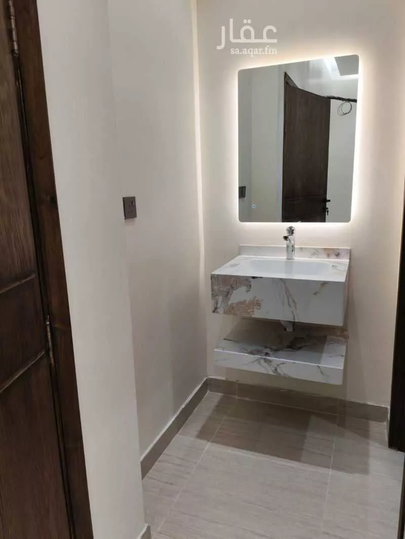 5 bedroom apartment in Al Sahluj, Madinah 8