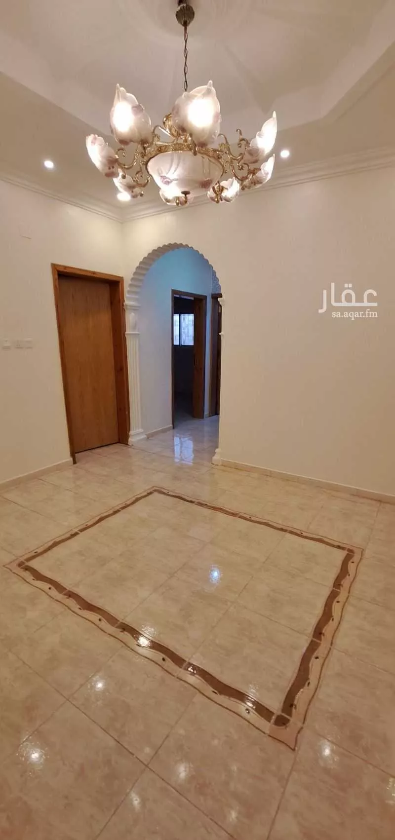 شقة في العزيزية
