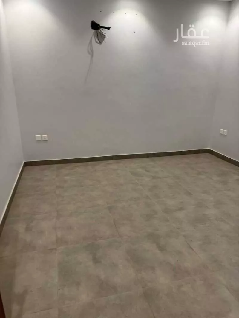 3 bedroom apartment in Al Sawari 8