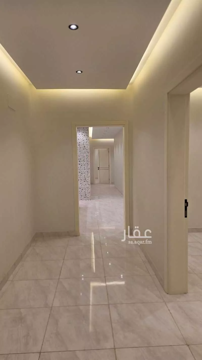 5 bedroom apartment in Al Manar 9