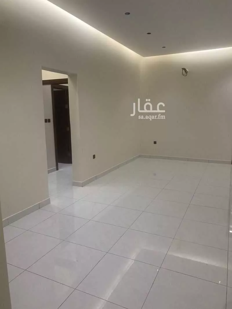 4 bedroom apartment in Az Zomorod 7