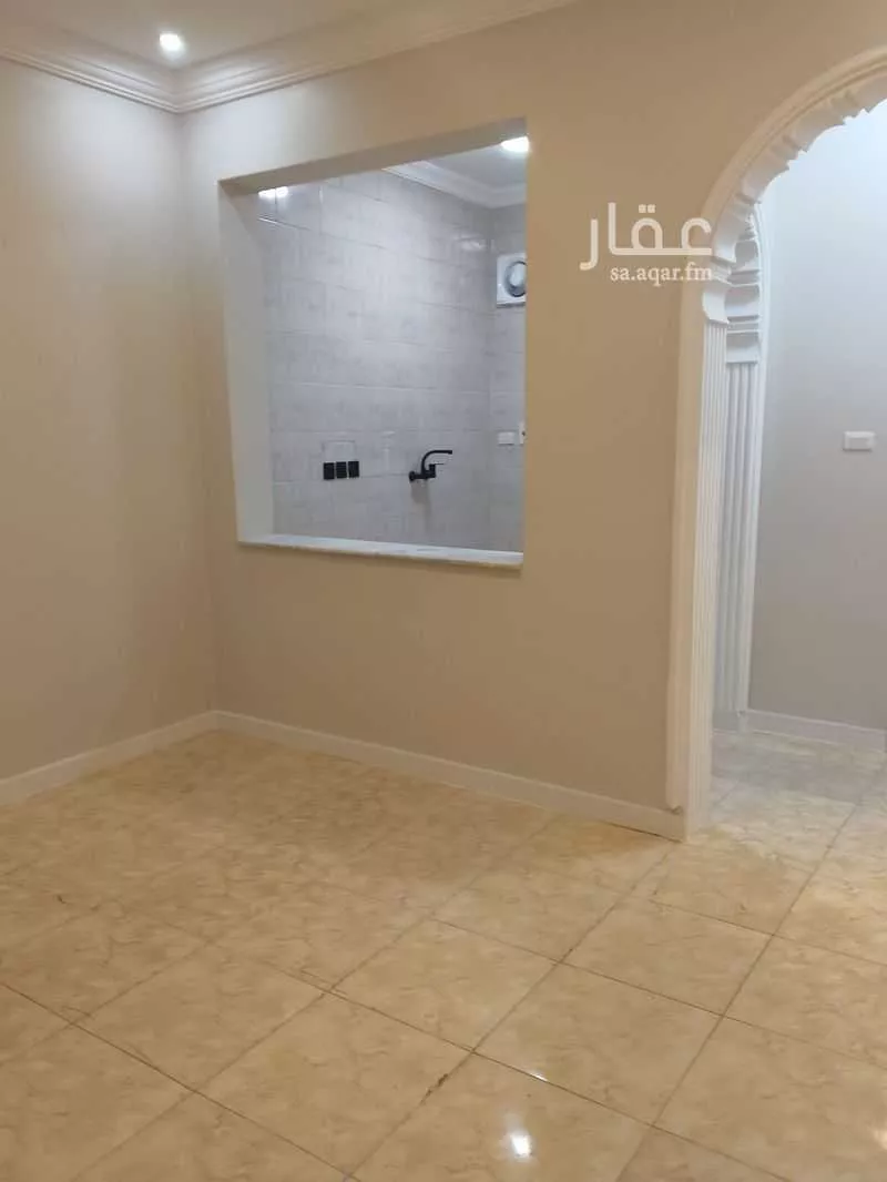 3 bedroom apartment in Al Marwa 8
