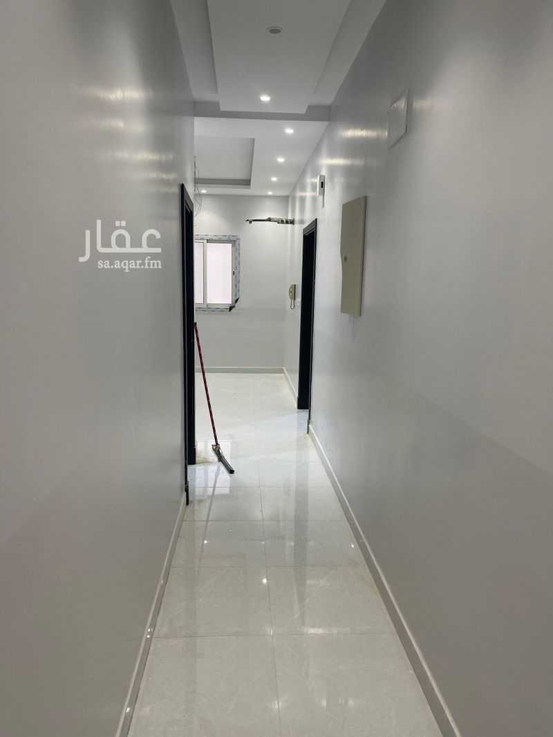 4 bedroom apartment in Az Zomorod, Jeddah 8