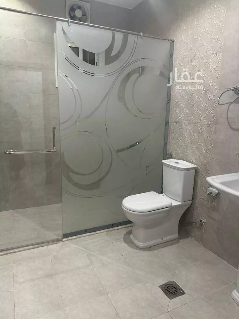 6 bedroom apartment in Jeddah 6