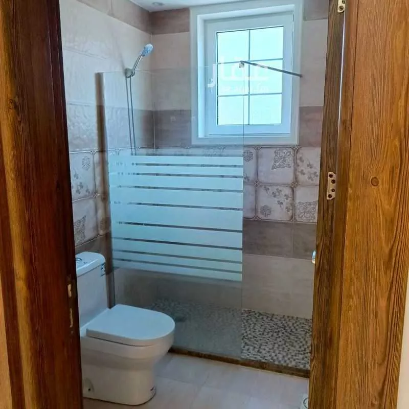 5 bedroom apartment in Al Rabwa 11