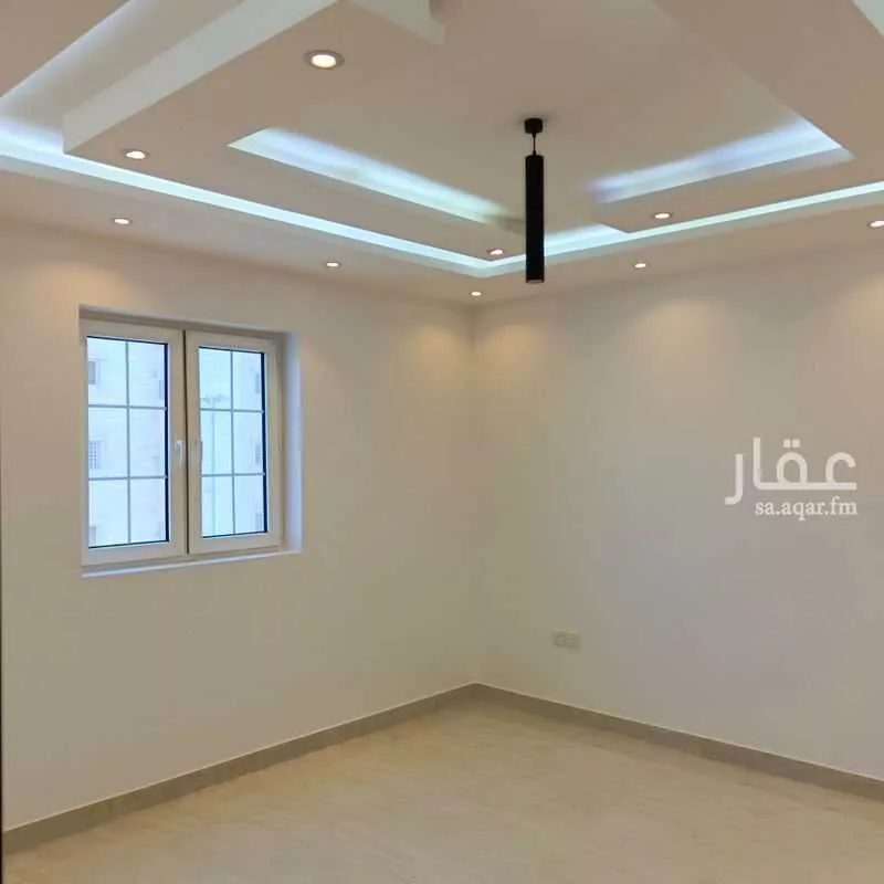 5 bedroom apartment in Al Rabwa 12