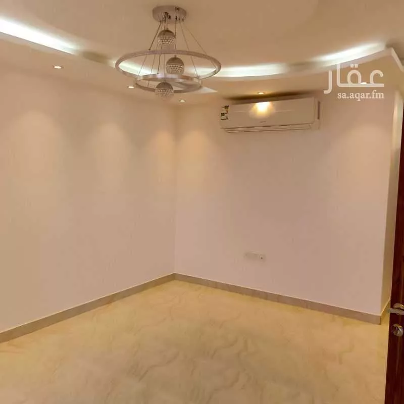 5 bedroom apartment in Al Rabwa 18