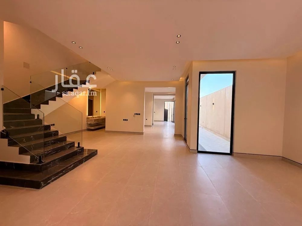 4 bedroom villa in Al Rimal, Riyadh 18