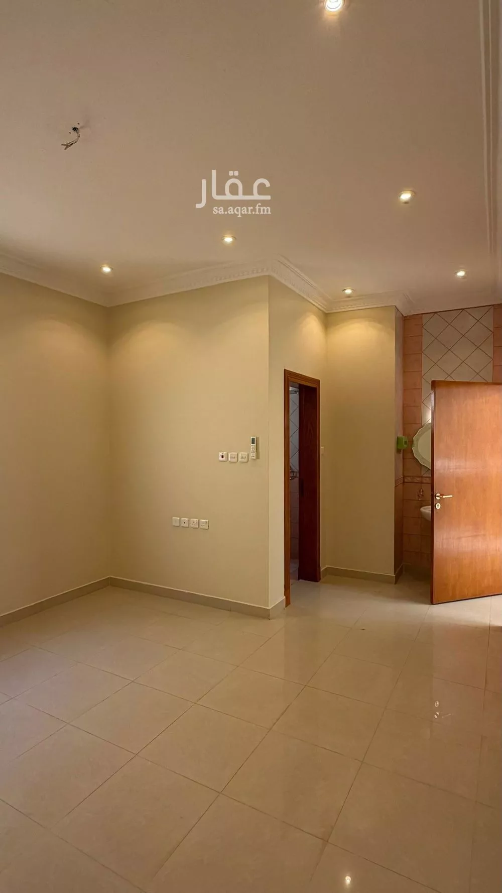 5 bedroom villa in Al Aqiq, Riyadh 9