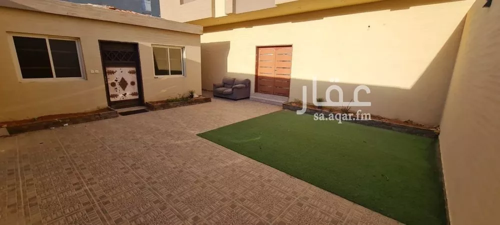 7 bedroom villa in Dhahrat Namar, Riyadh 9