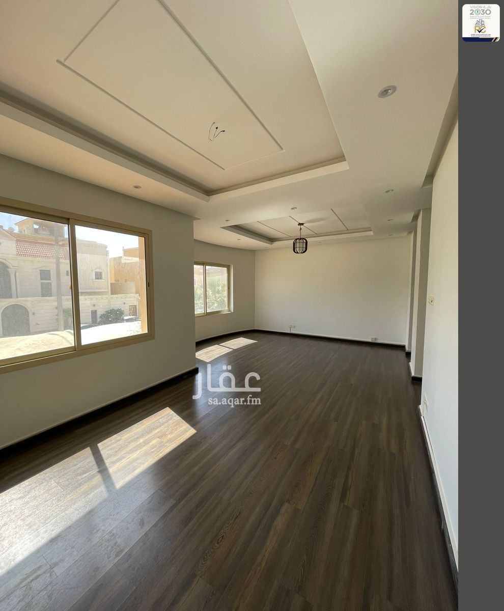 4 bedroom villa in Hittin, Riyadh 5