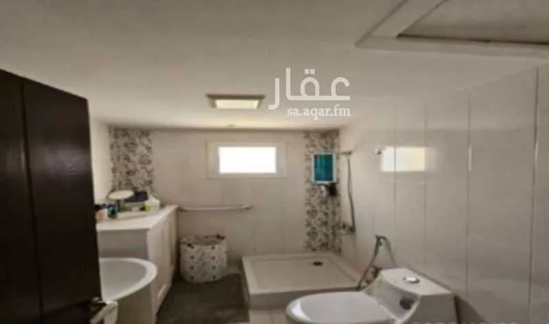 فيلا 4 غرف في الملك عبدالعزيز، الرياض 3