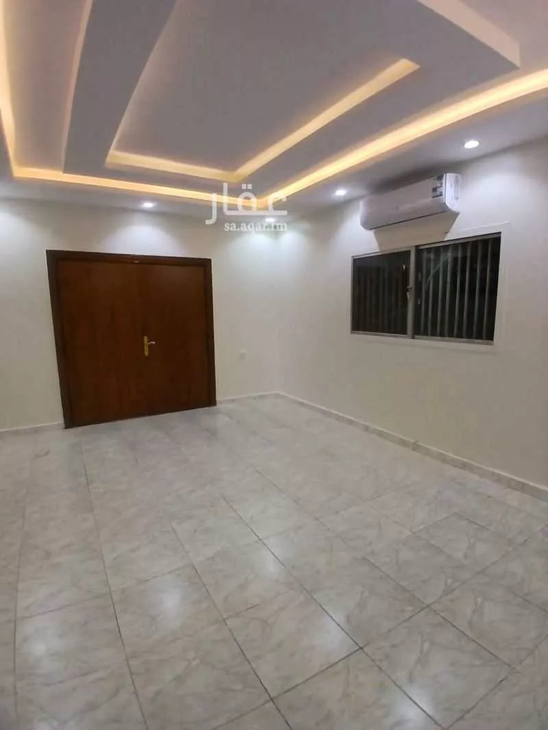8 bedroom villa in Al Rawdah, Riyadh 9