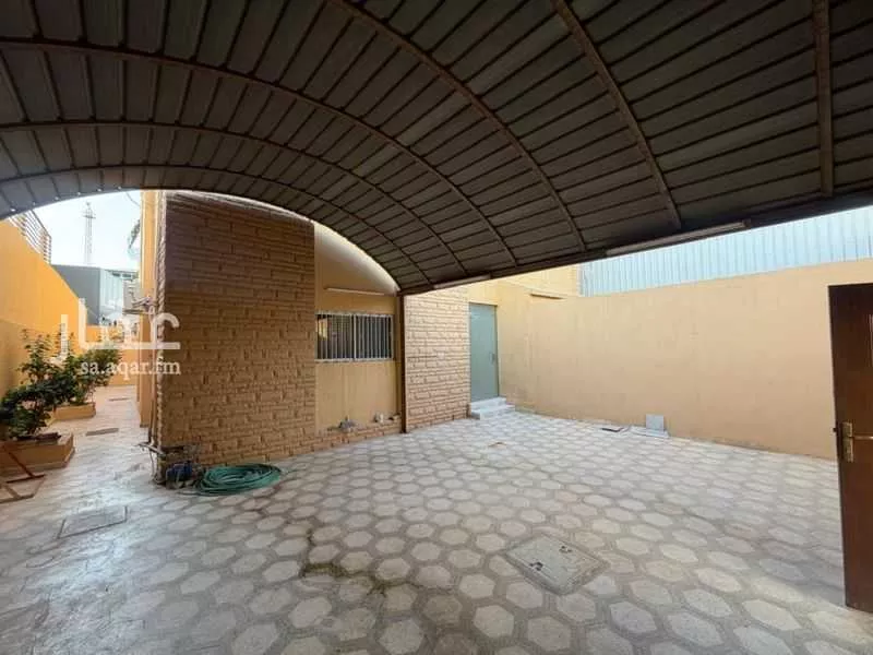 8 bedroom villa in Al Rawdah, Riyadh 25